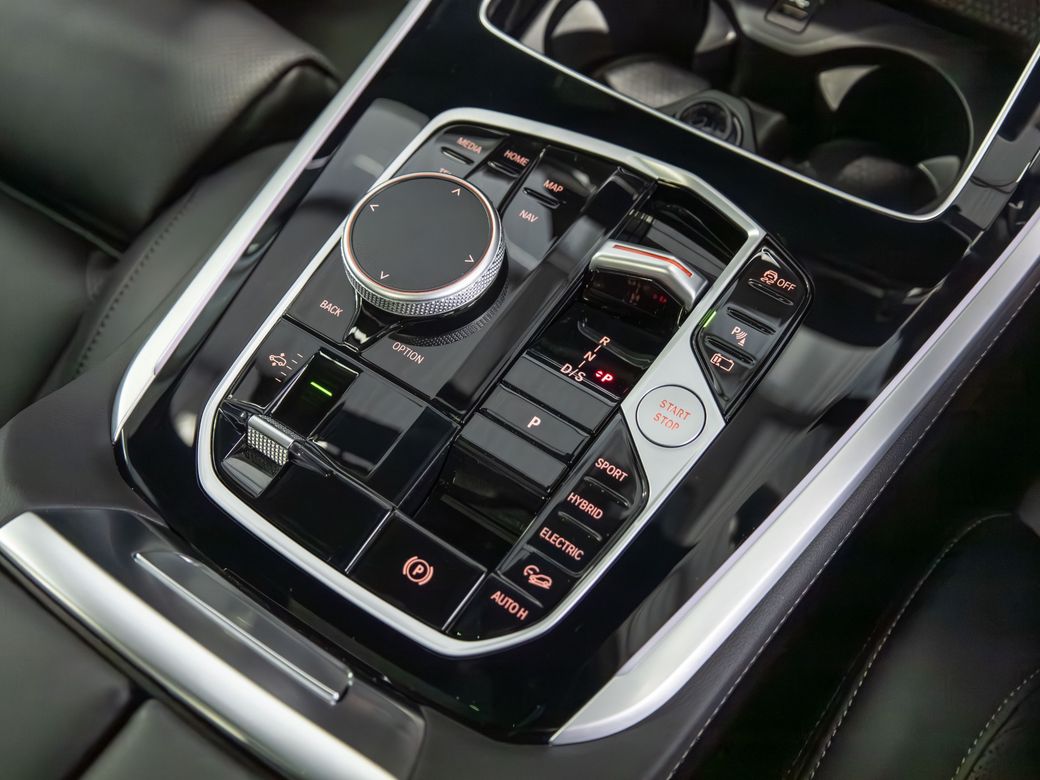 2025 BMW X5