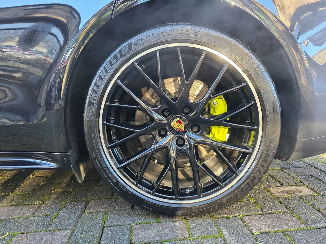 2023 Porsche Panamera