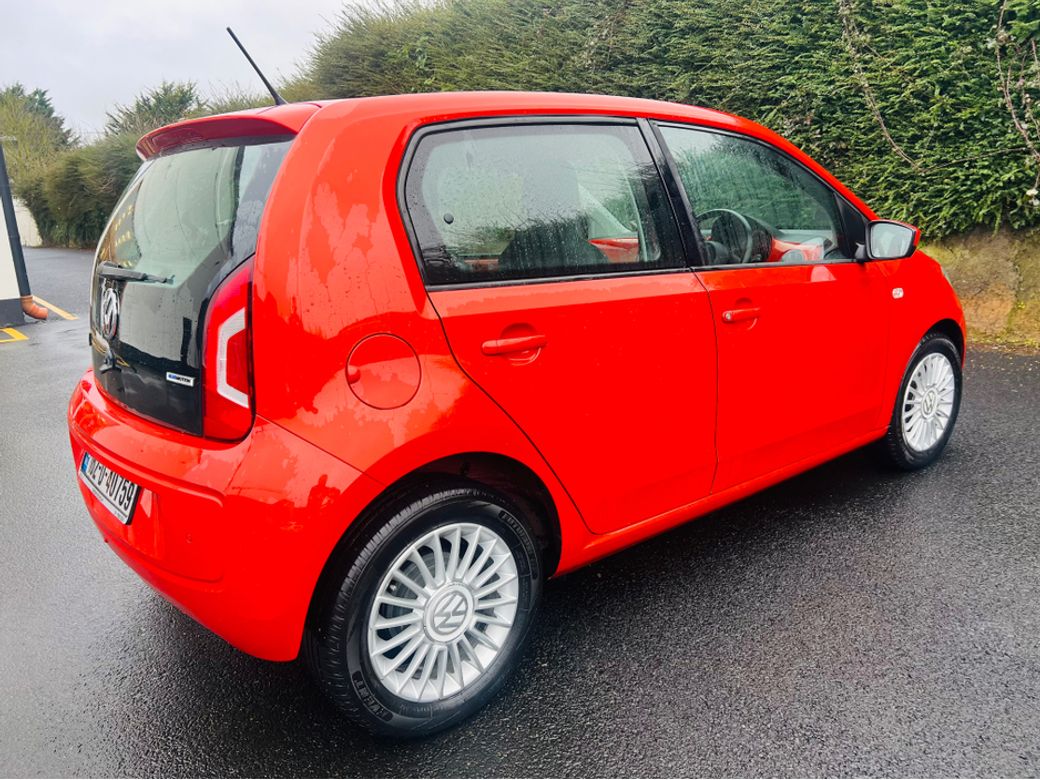 2016 Volkswagen up!