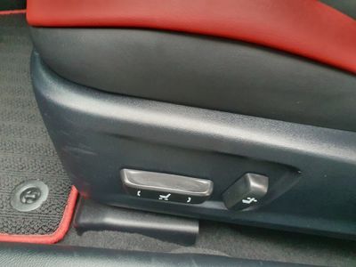 2015 Lexus IS 300h
