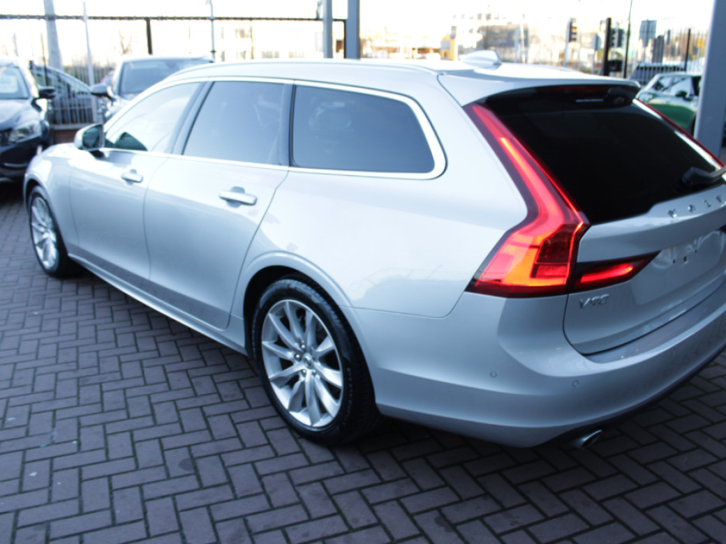2019 Volvo V90