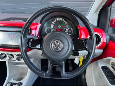 2015 Volkswagen up!