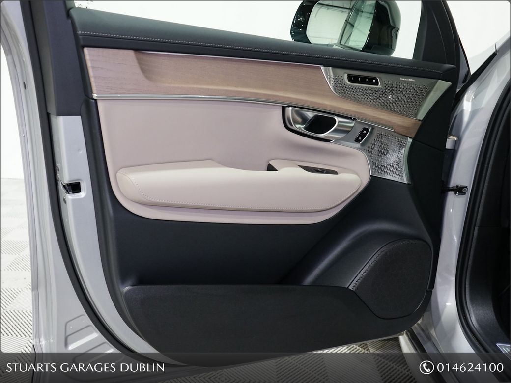 2025 Volvo XC90