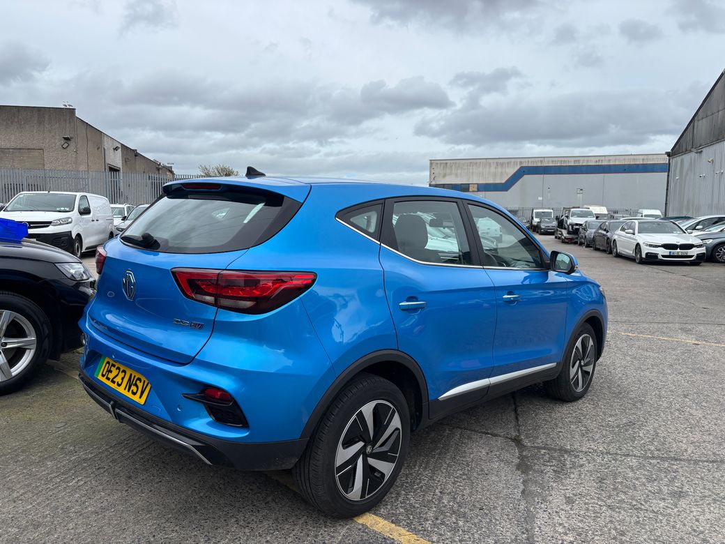 2023 MG ZS