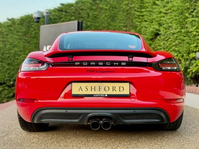 2023 Porsche 718 Cayman