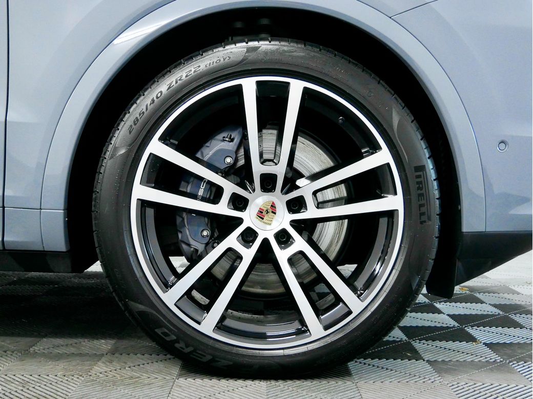 2025 Porsche Cayenne