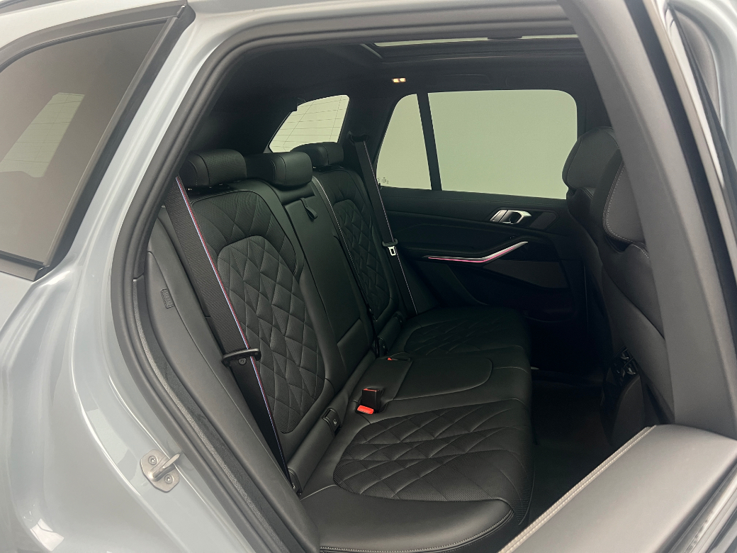 2025 BMW X5
