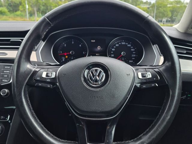 2016 Volkswagen Passat