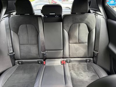 2022 Volvo XC40