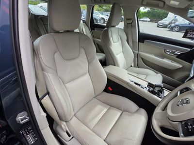 2020 Volvo V90