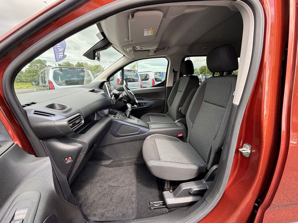 2022 Peugeot Rifter