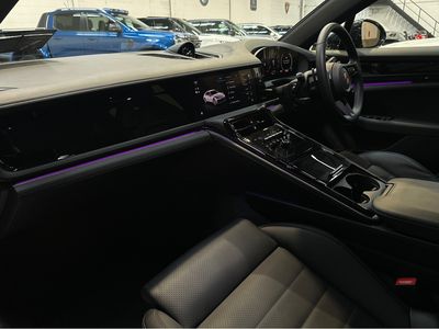2025 Porsche Panamera