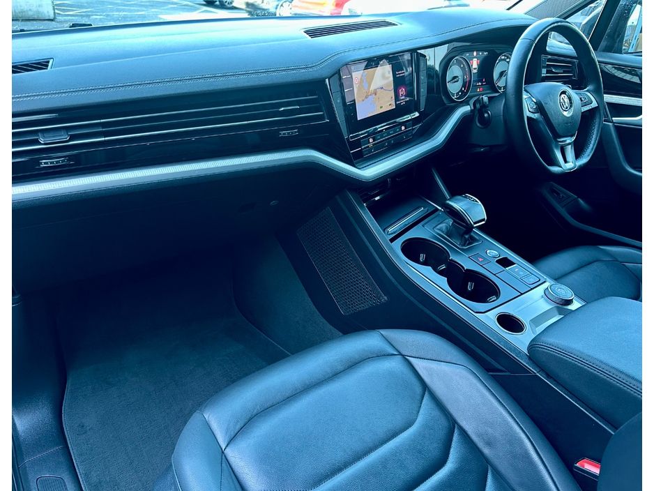 2019 Volkswagen Touareg