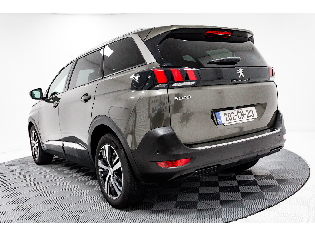2020 Peugeot 5008