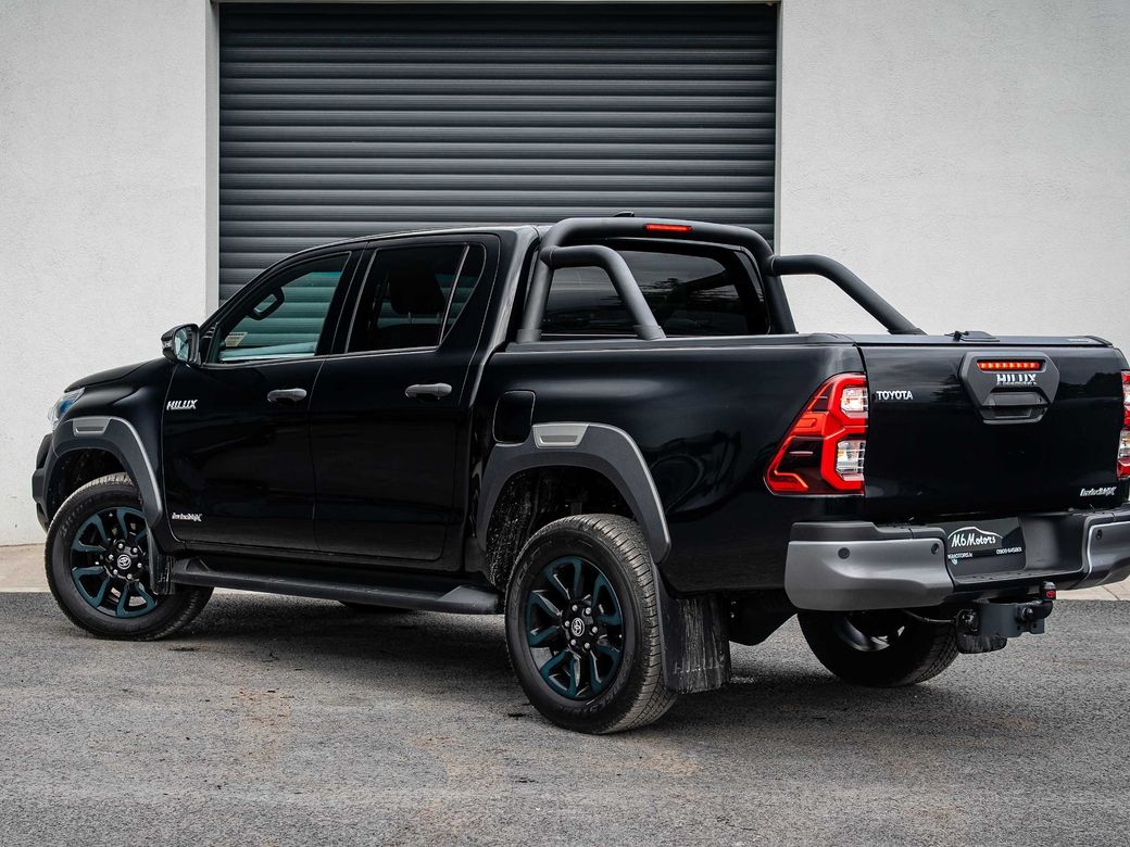 2025 Toyota Hilux