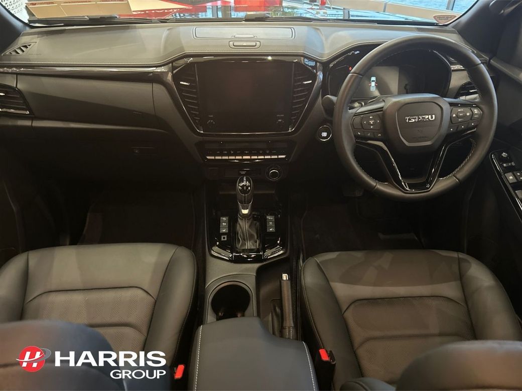 2025 Black Isuzu D-MAX