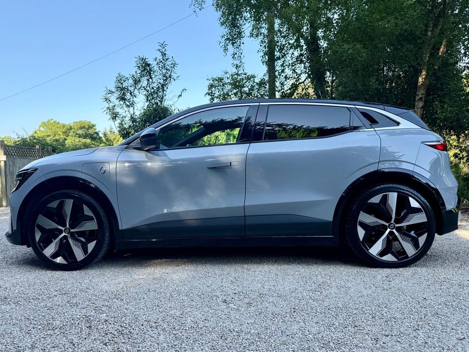 2022 Renault Megane E-Tech