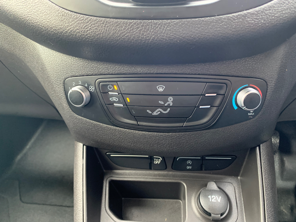 2023 Ford Transit Courier