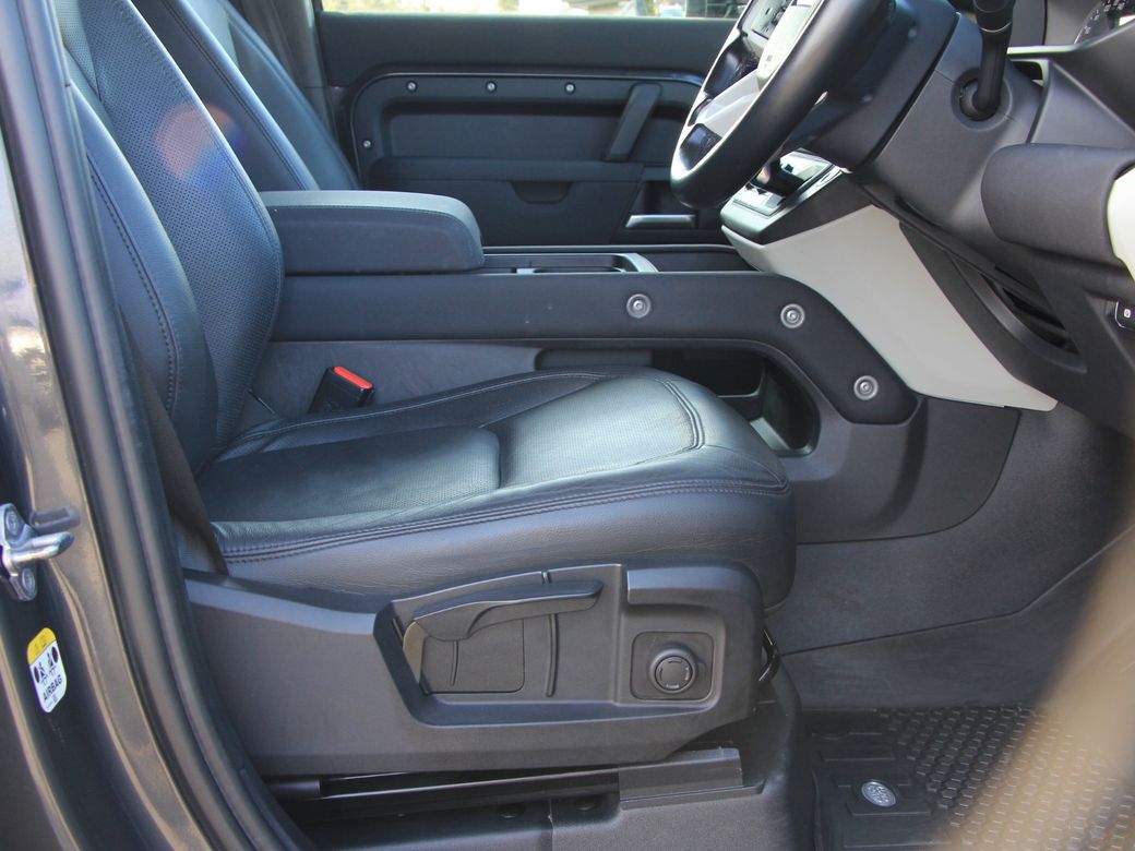 2022 Land Rover Defender