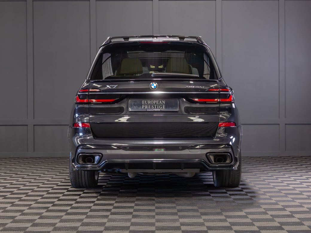 2022 BMW X7