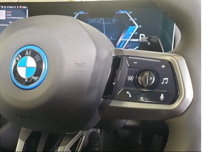 2025 BMW 530