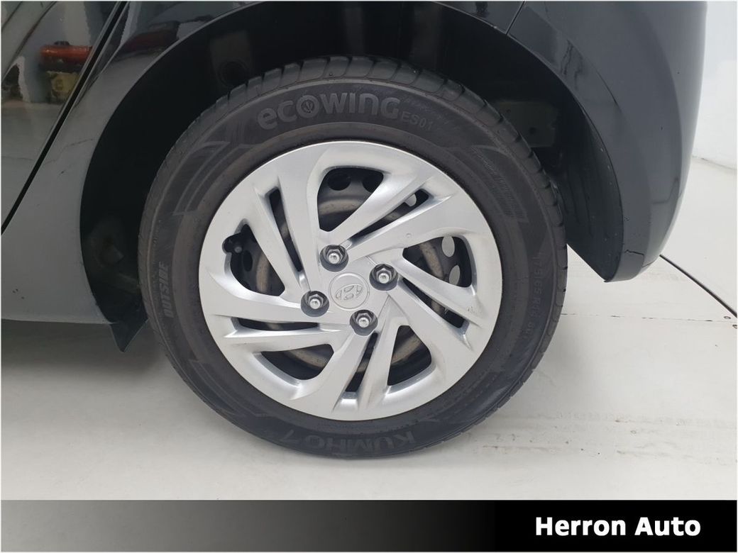 2022 Hyundai i10