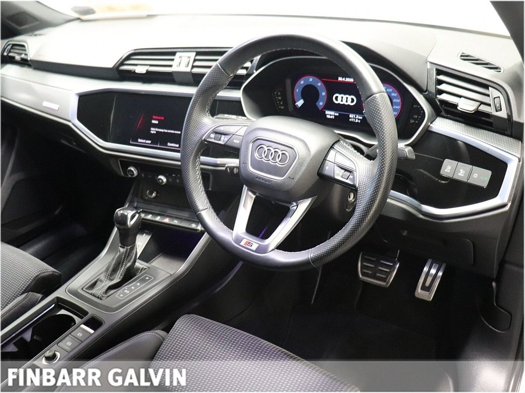 2022 Audi Q3