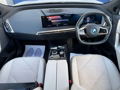 2022 BMW iX