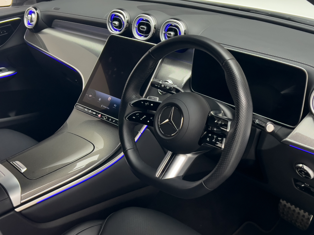 2024 Mercedes-Benz GLC Class
