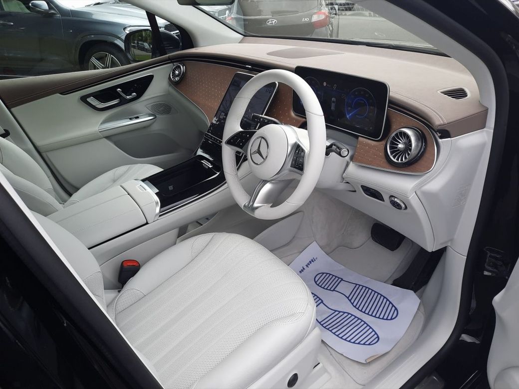 2025 Mercedes-Benz EQE