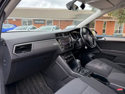 2017 Volkswagen Touran