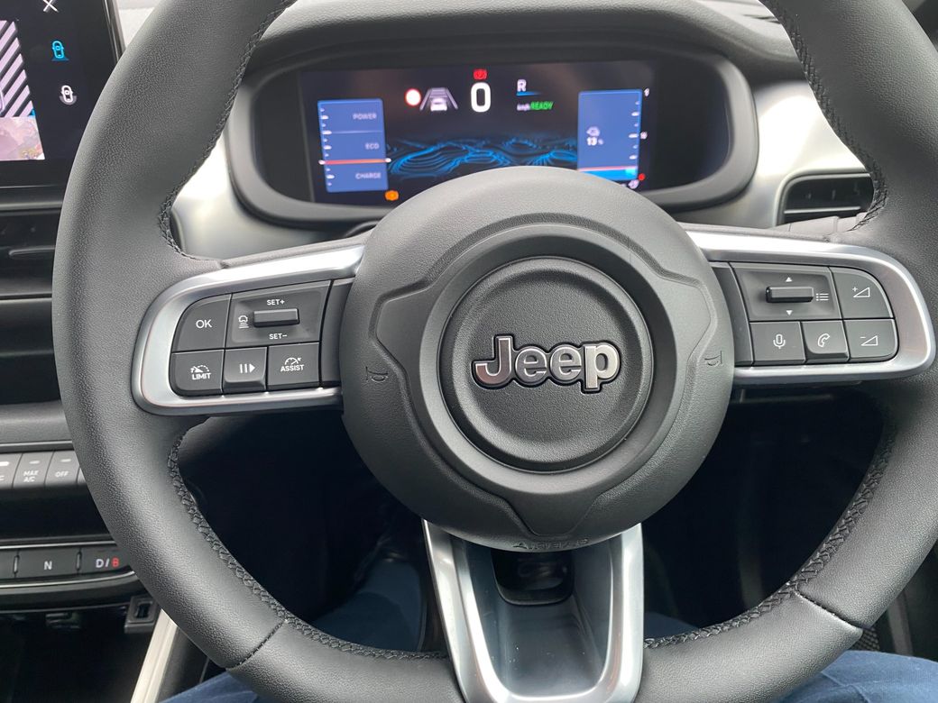 2025 Jeep Avenger