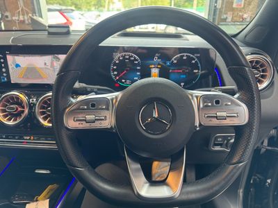 2023 Mercedes-Benz EQB