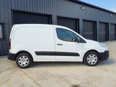 2013 Peugeot Partner