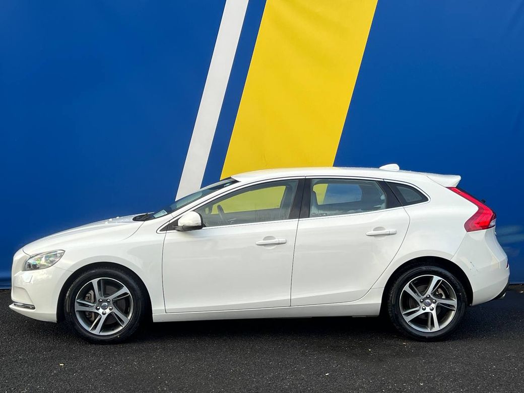 2016 Volvo V40