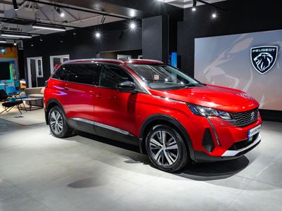 2022 Peugeot 5008