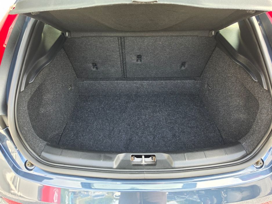 2019 Volvo V40