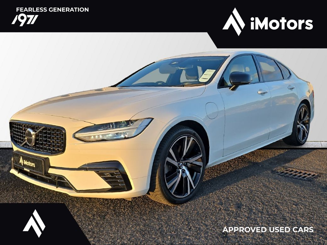 2022 Volvo S90