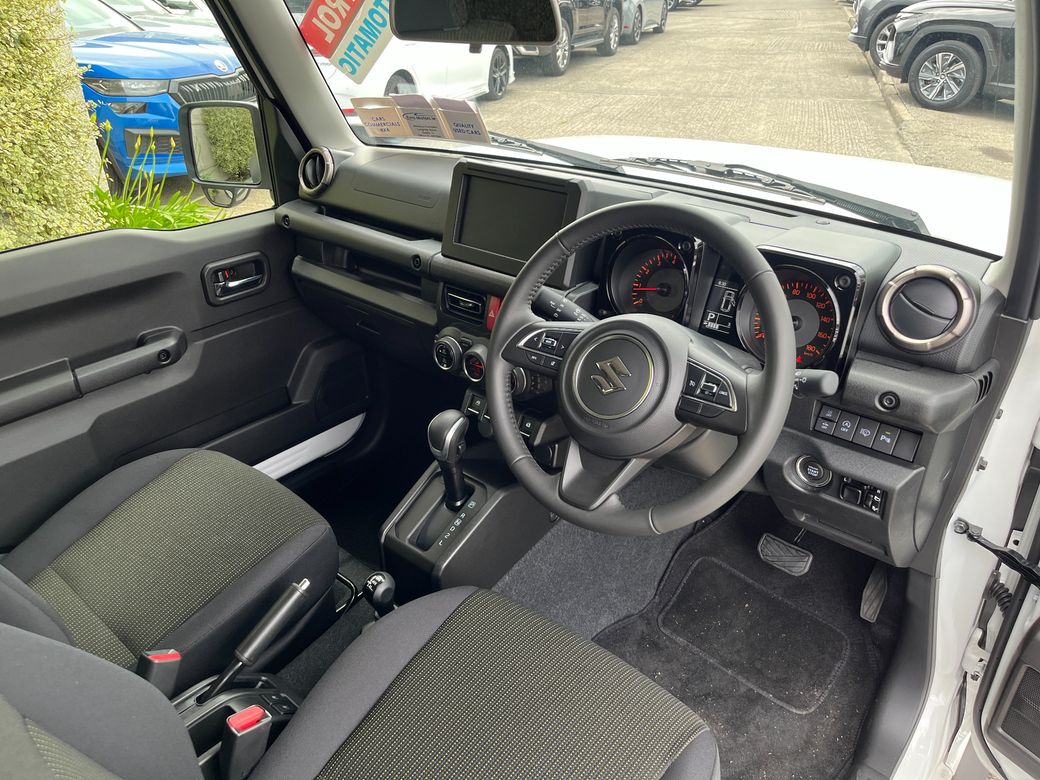 2025 Suzuki Jimny