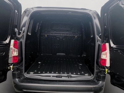 2025 Peugeot Partner