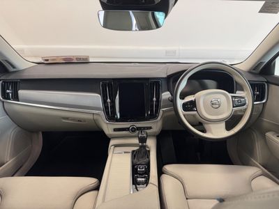 2020 Volvo S90