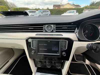 2015 Volkswagen Passat