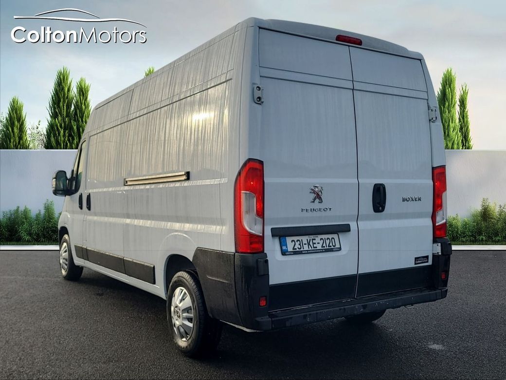 2023 Peugeot Boxer