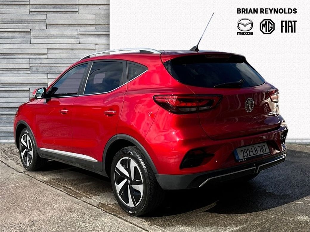 2023 MG ZS