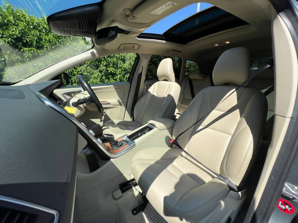 2016 Volvo XC60