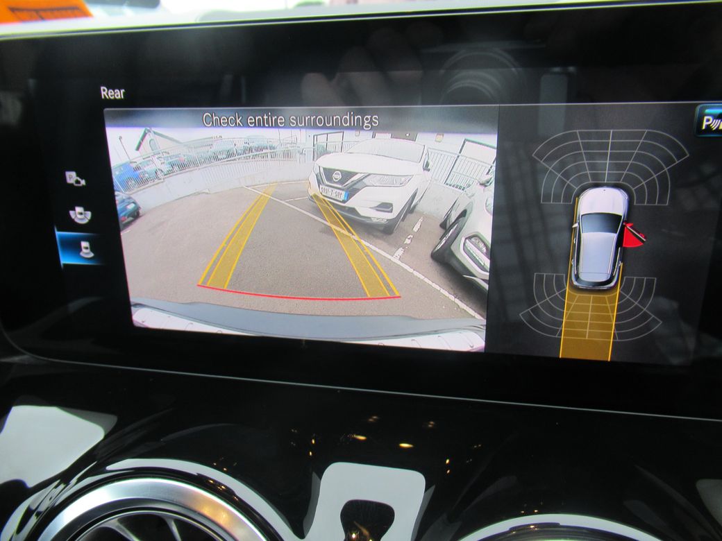 2022 Mercedes-Benz EQA