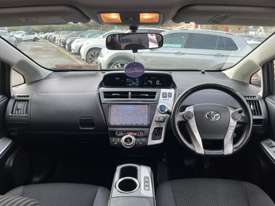 2015 Toyota Prius Alpha