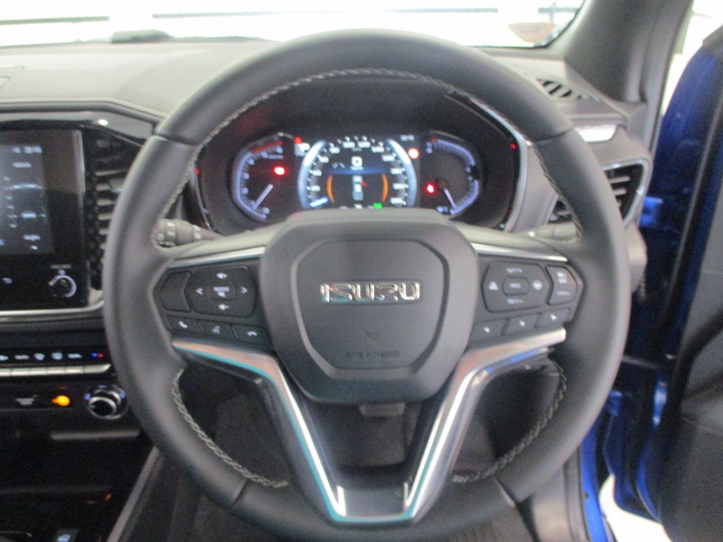 2025 Isuzu D-MAX