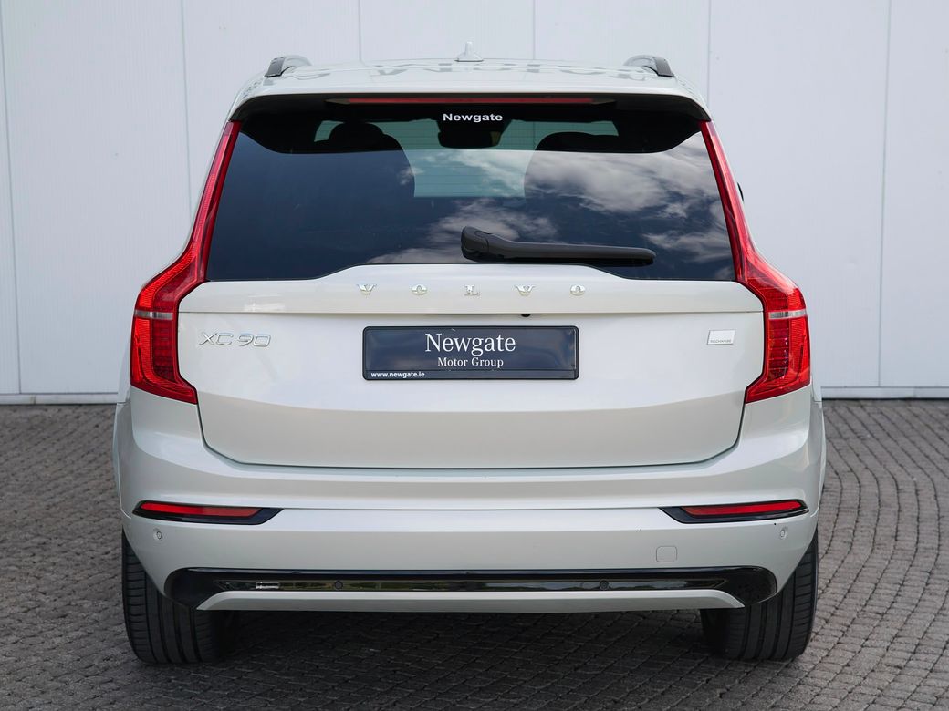 2022 Volvo XC90