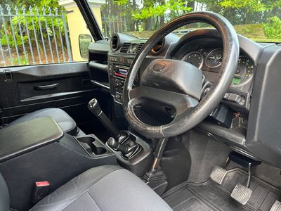 2014 Land Rover Defender 90